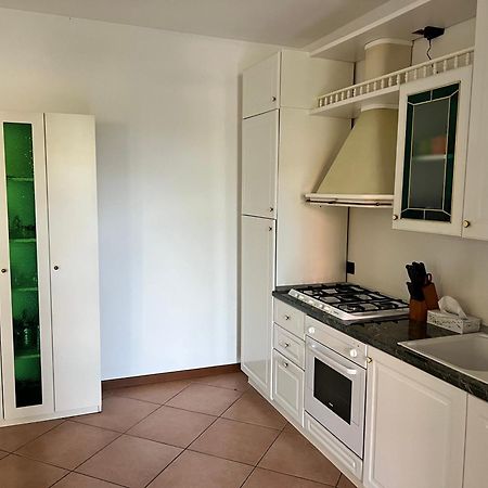 Magic Desenzano Apartment Дезенцано-дель-Гарда Экстерьер фото