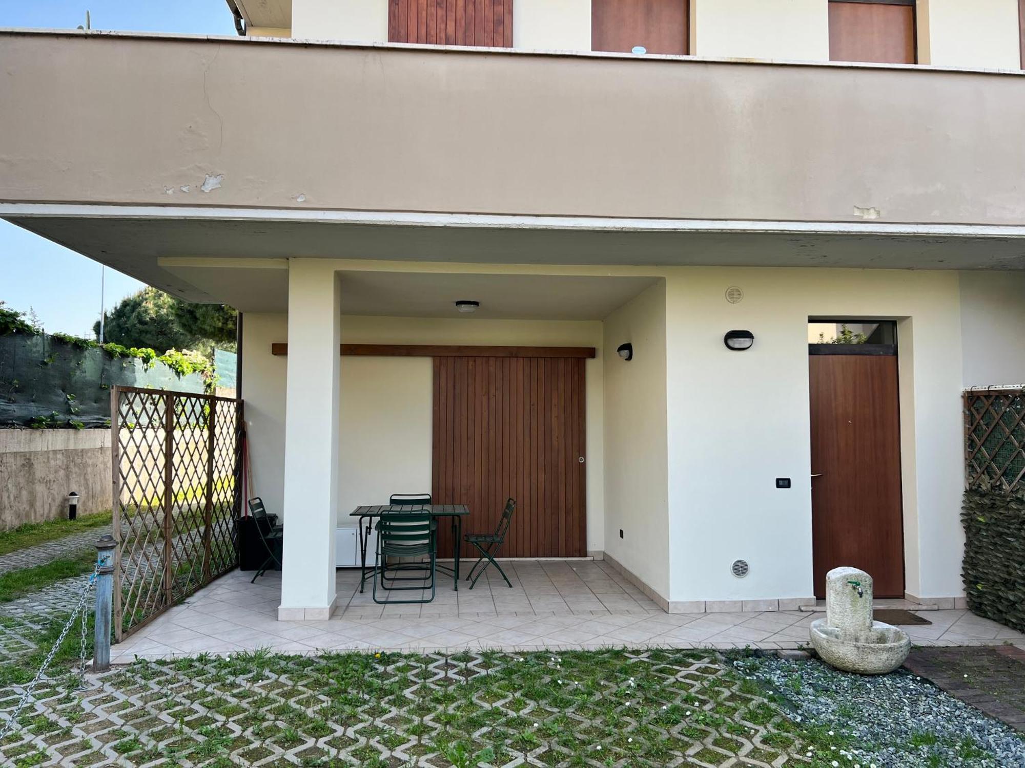 Magic Desenzano Apartment Дезенцано-дель-Гарда Экстерьер фото